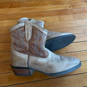 Artiat Cowboy Boots